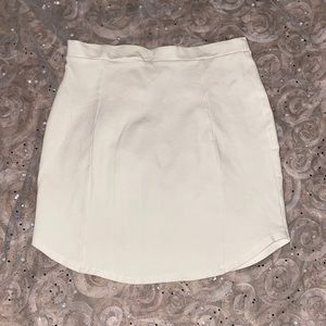 White mini skirt by Monaco